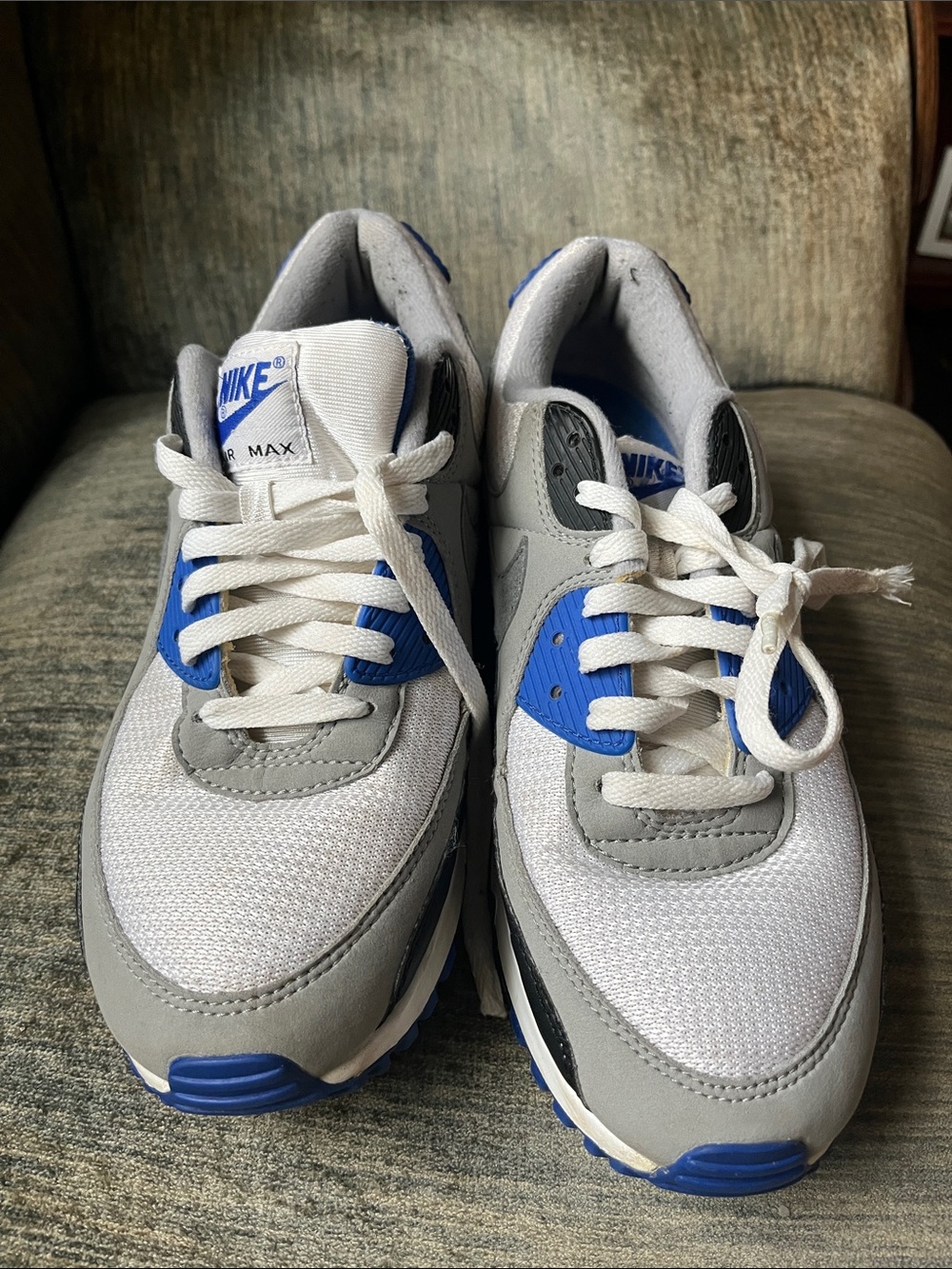Nike Air Max 90 Royal 2020 - CD0490-100 Size Women’s 11.5 - Picture 3 of 4